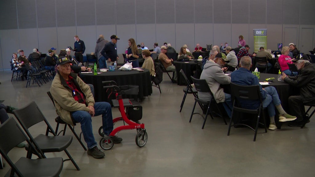 Minnesota veterans receiving claims assistance, health exams at clinic — WCCO / CBS Minnesota, Tiburon Arts news