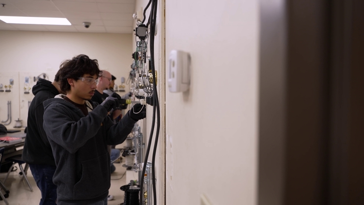 Data center boom leads to surge in demand for electricians — and interest in joining trade — WFAA (Dallas-Fort Worth), Tiburon Technology news