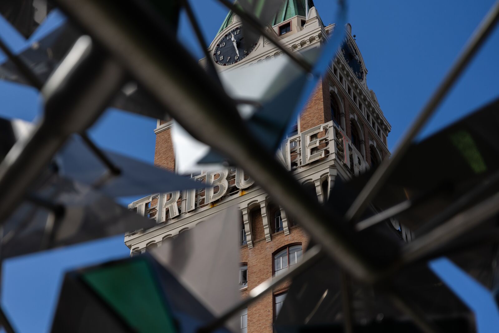 Oakland residents are increasingly optimistic about the city’s future, according to a new poll — The Oaklandside, Tiburon Government news