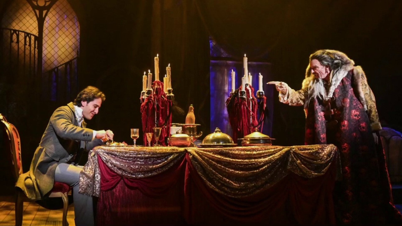 'Dracula' at TheatreWorks Silicon Valley — KTVU FOX 2 Bay Area, Tiburon Arts news